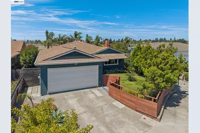 433 Kitty Hawk Rd, Alameda, CA 94501 - Photo 1