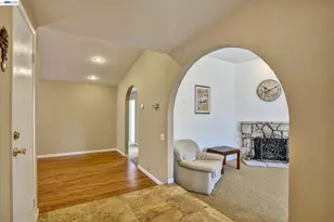 2511 Mistletoe Dr, Hayward, CA 94545 - Photo 3