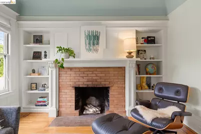 6434 Regent St, Oakland, CA 94618 - Photo 9