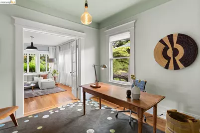 6434 Regent St, Oakland, CA 94618 - Photo 33
