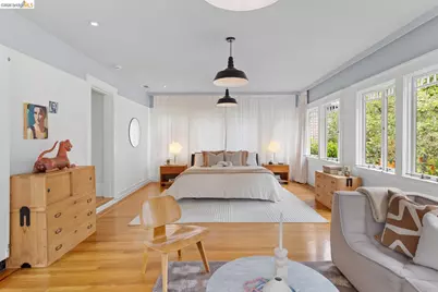 6434 Regent St, Oakland, CA 94618 - Photo 39