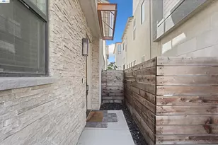 5915 Abbott St, Dublin, CA 94568 - Photo 13