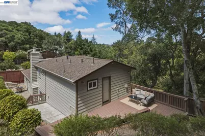 26 Oak Rd, Orinda, CA 94563 - Photo 43