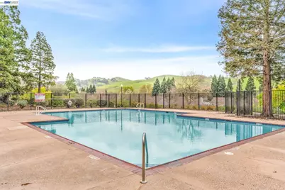 690 Glasgow Cir, Danville, CA 94526 - Photo 43