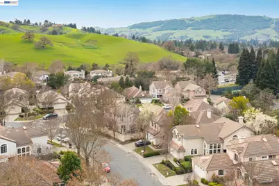 690 Glasgow Cir, Danville, CA 94526 - Photo 47