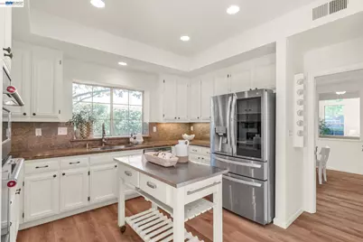 690 Glasgow Cir, Danville, CA 94526 - Photo 13