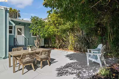 3060 Dakota St, Oakland, CA 94602 - Photo 35