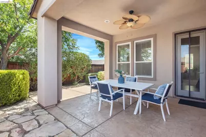 1806 Moscato Pl, Brentwood, CA 94513 - Photo 25