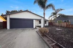 112 Aster Ct, Hercules, CA 94547 - Photo 1