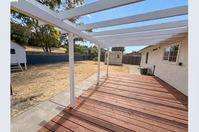112 Aster Ct, Hercules, CA 94547 - Photo 13
