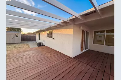 112 Aster Ct, Hercules, CA 94547 - Photo 11