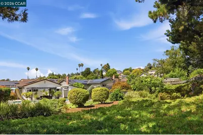824 Coral Dr, Rodeo, CA 94572 - Photo 29