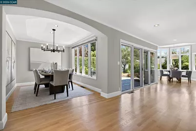 10 Hillcrest Dr, Orinda, CA 94563 - Photo 11