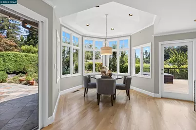 10 Hillcrest Dr, Orinda, CA 94563 - Photo 19