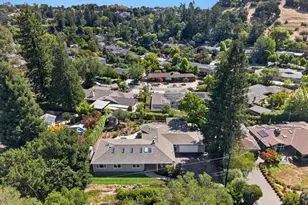 10 Hillcrest Dr, Orinda, CA 94563 - Photo 41