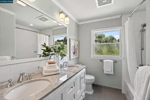 10 Hillcrest Dr, Orinda, CA 94563 - Photo 29
