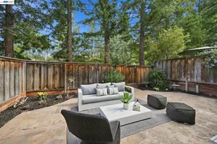 210 Woodvalley Pl, Danville, CA 94506 - Photo 17