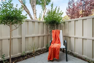 3773 Stoneglen, Richmond, CA 94806 - Photo 33