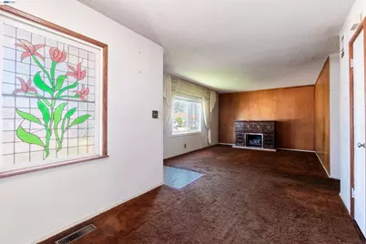 15376 Churchill St, San Leandro, CA 94579 - Photo 3