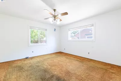15376 Churchill St, San Leandro, CA 94579 - Photo 11