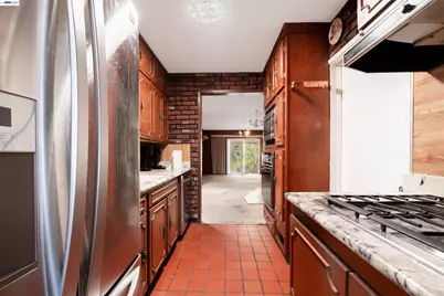 15376 Churchill St, San Leandro, CA 94579 - Photo 5
