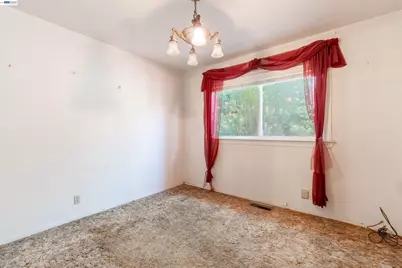 15376 Churchill St, San Leandro, CA 94579 - Photo 13