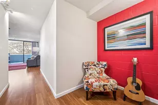 555 Pierce St, Albany, CA 94706 - Photo 1