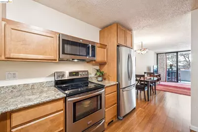 555 Pierce St #1125, Albany, CA 94706 - Photo 3