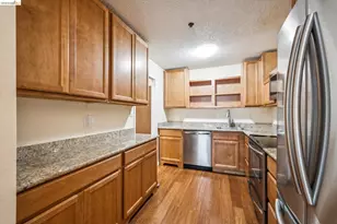 555 Pierce St, Albany, CA 94706 - Photo 5