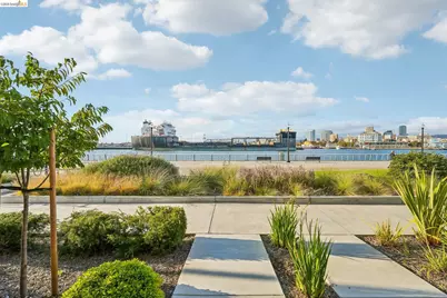 453 Sentinel Dr, Alameda, CA 94501 - Photo 9