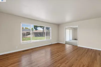 5279 Eggers Dr, Fremont, CA 94536 - Photo 5