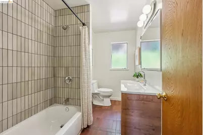 844 Blair Ave, Oakland, CA 94611 - Photo 29