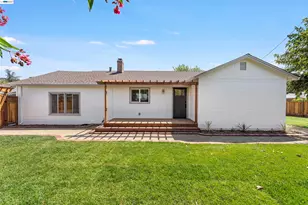 2824 Cowell Rd, Concord, CA 94518 - Photo 1