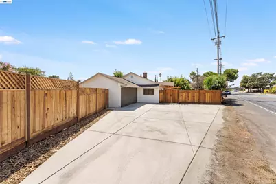 2824 Cowell Rd., Concord, CA 94518 - Photo 3