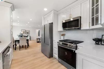 2824 Cowell Rd., Concord, CA 94518 - Photo 31