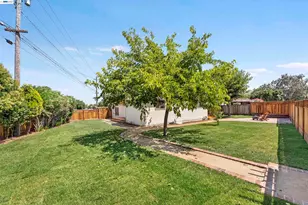 2824 Cowell Rd, Concord, CA 94518 - Photo 5