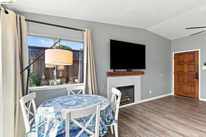 2620 Fordham St, East Palo Alto, CA 94303 - Photo 13