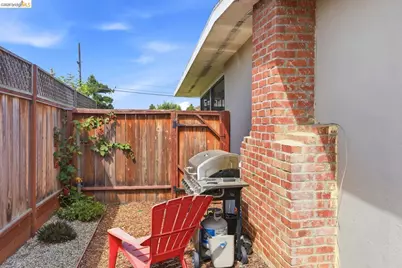 2620 Fordham St, East Palo Alto, CA 94303 - Photo 31