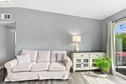 2620 Fordham St, East Palo Alto, CA 94303 - Photo 5
