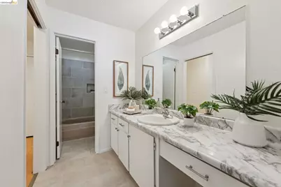85 Vernon St #312, Oakland, CA 94610 - Photo 15