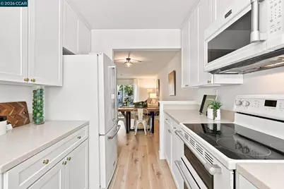 1300 Walden Rd #218, Walnut Creek, CA 94597 - Photo 7