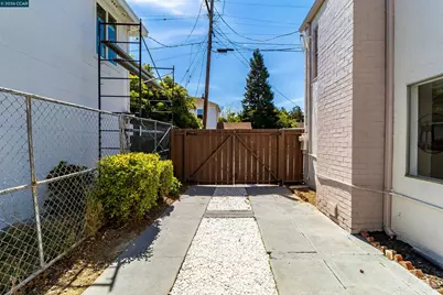321 Escobar St, Martinez, CA 94553 - Photo 33