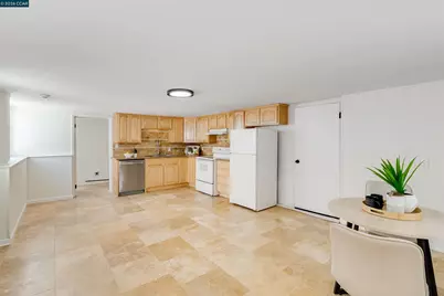 321 Escobar St, Martinez, CA 94553 - Photo 21