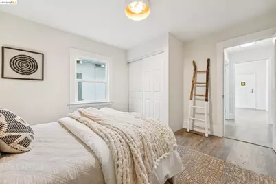 2726 Wallace St, Berkeley, CA 94702 - Photo 31