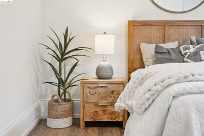 2726 Wallace St, Berkeley, CA 94702 - Photo 29