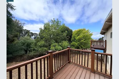 5482 Morrow Dr., San Pablo, CA 94806 - Photo 5