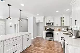 2748 Cryer St, Hayward, CA 94545 - Photo 13