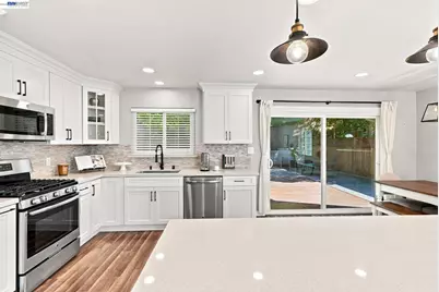 2748 Cryer St, Hayward, CA 94545 - Photo 15