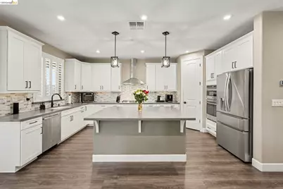649 Marathon Dr, Oakley, CA 94561 - Photo 11