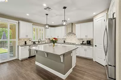 649 Marathon Dr, Oakley, CA 94561 - Photo 13